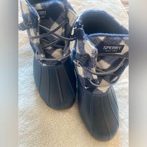 Sperry Kids Navy and White Plaid Waterproof Winter Boots